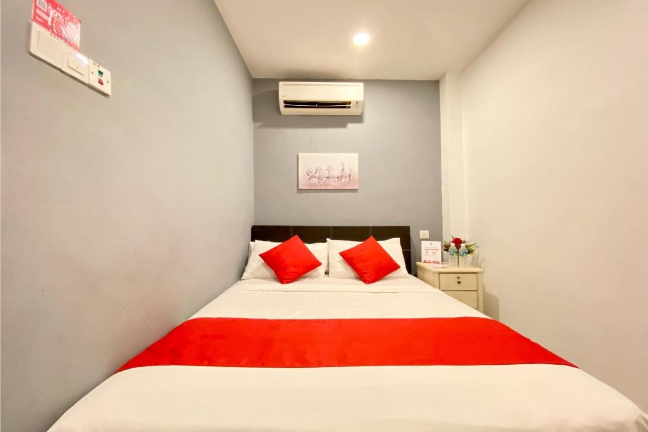 Spot On 90283 Twenty Seven Muntri Hotell Tanjung Bungah  Exteriör bild