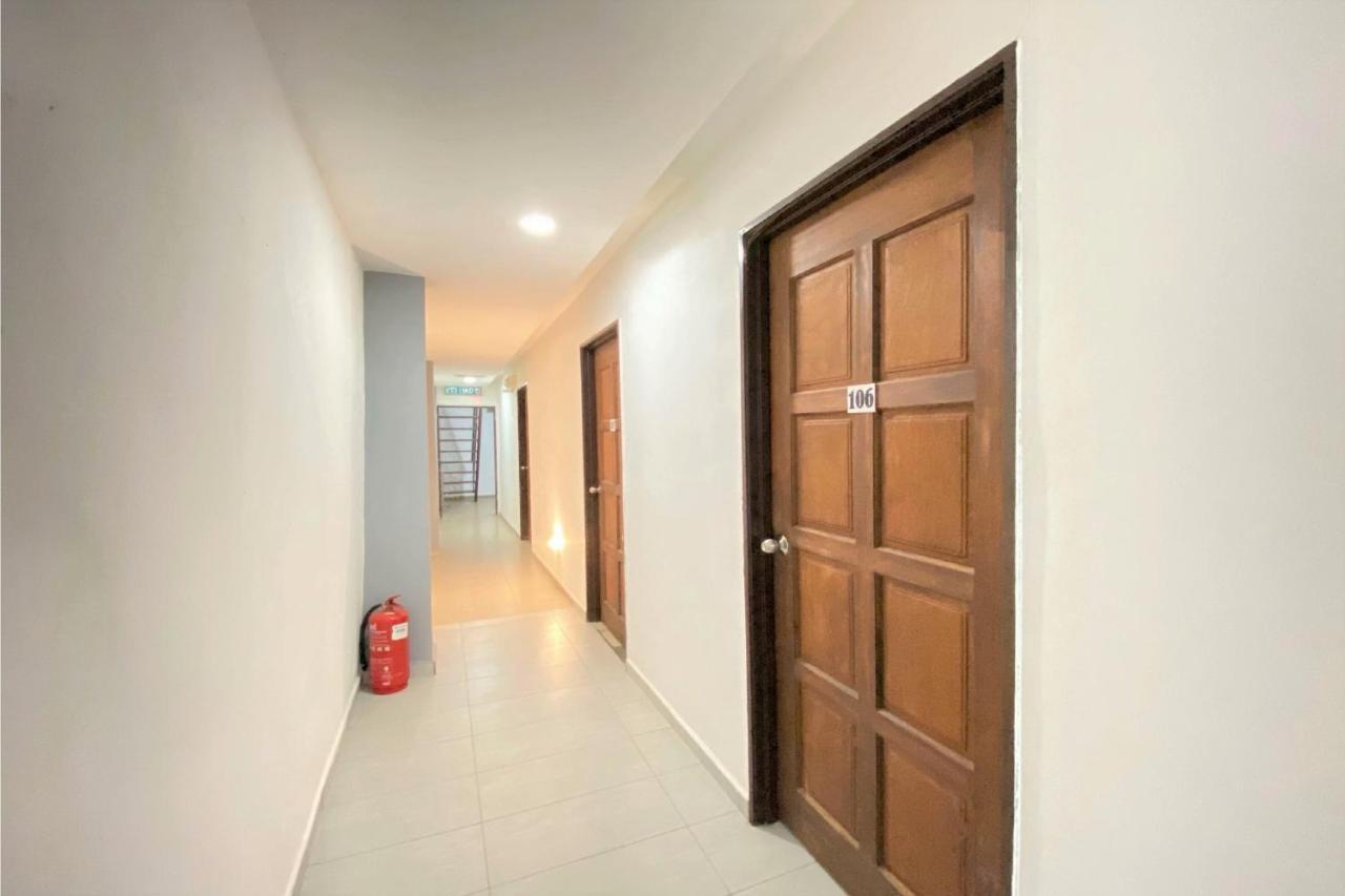 Spot On 90283 Twenty Seven Muntri Hotell Tanjung Bungah  Exteriör bild